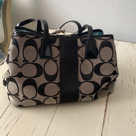 Coach Signature Stripe Carry All Satchel Bag Purse Kisslock Black - Picture 3 of 13